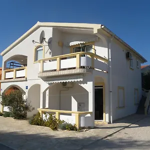 Apartmán Marija By Interhome, Vir